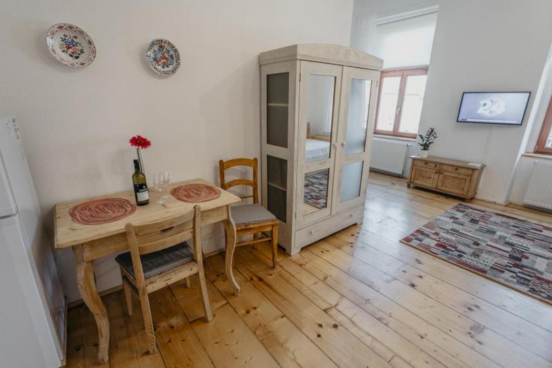 Apartman 3, Suvorovova 158 Cesky Brod Kültér fotó
